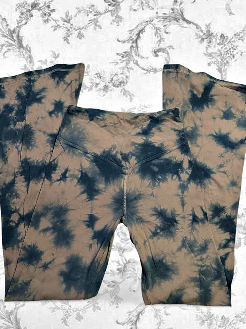 Victoria's Secret PINK Tie-Dye Leggings Pink & Blue Size S